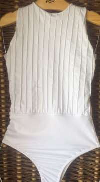 White Body Fox Plissado